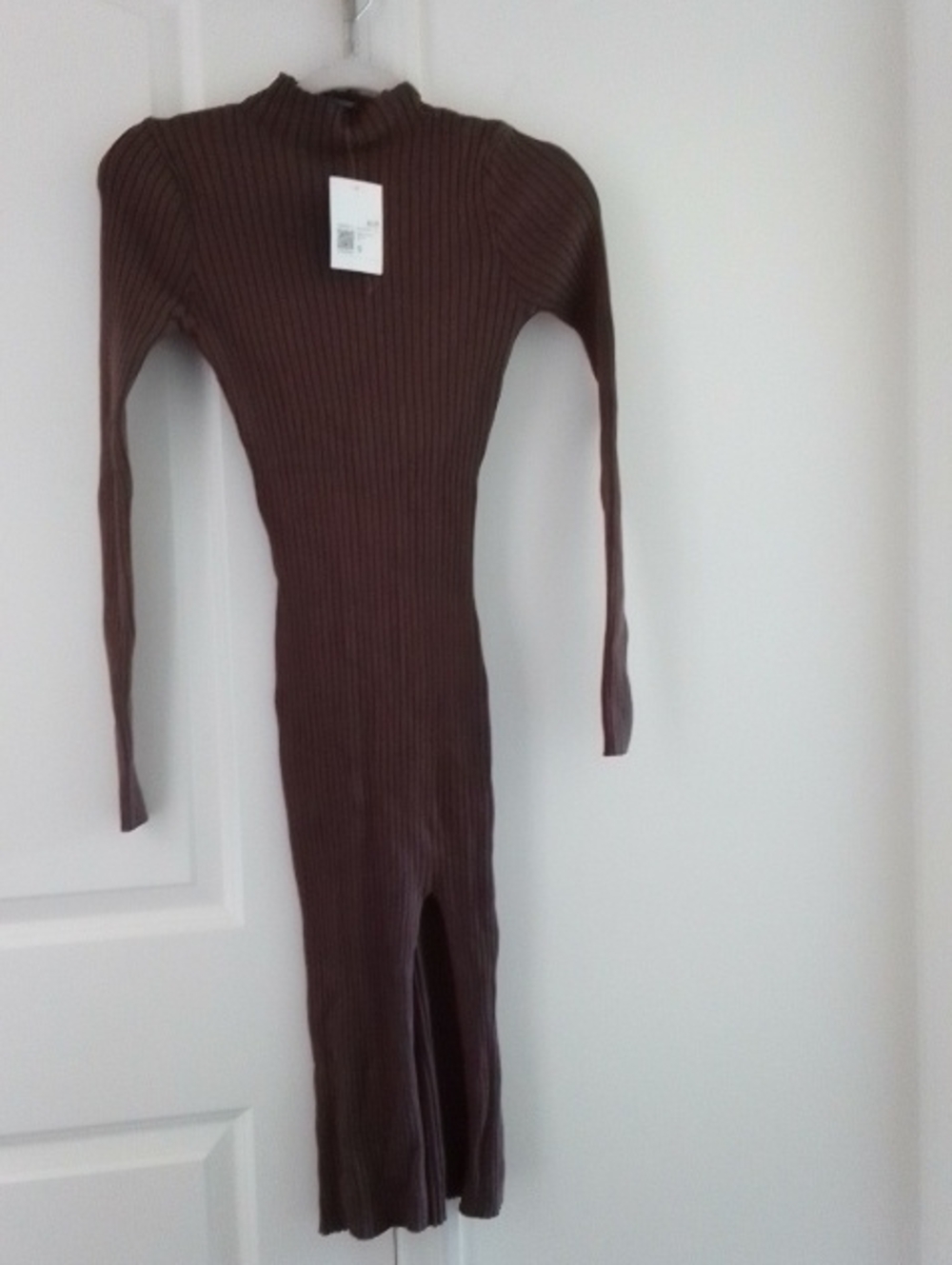 Forever 21 Brown Ribbed Knit Long-Sleeve Midi Dress with Front Slit